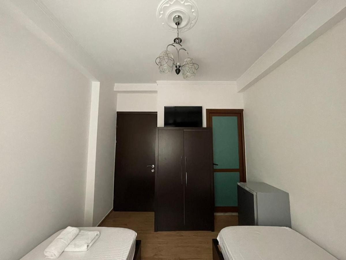 Centre Hotel Berat Esterno foto